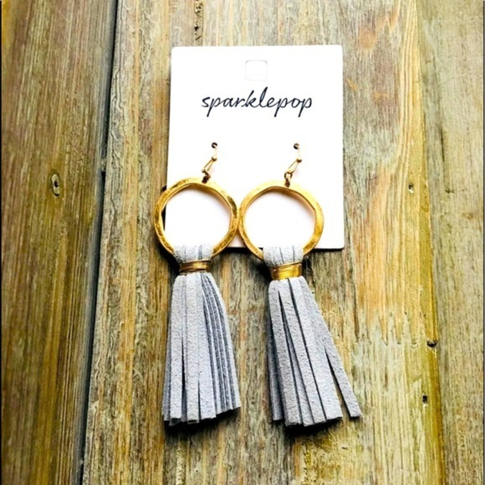Sparklepop Gray Tassel Earrings